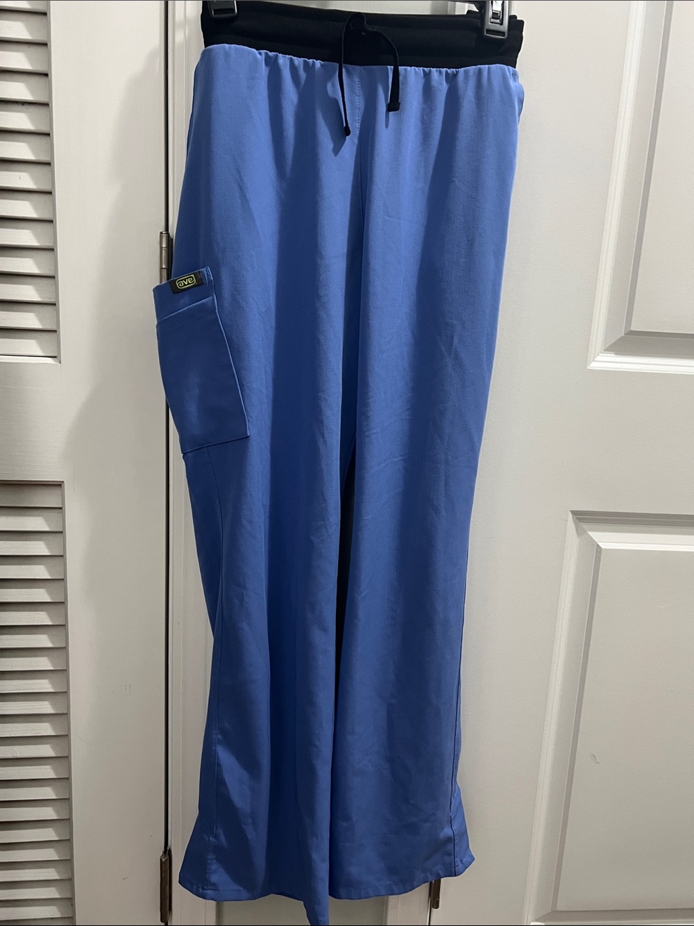 Medline Women's Cargo Scrub Pants Size LP in Periwinkle Blue
